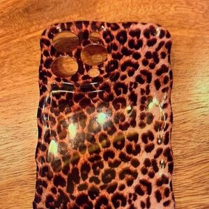 SHEIN Brown Leopard Pattern Phone Case